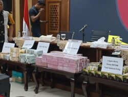 Ungkap Makelar Kasus di Mahkamah Agung, Kejagung : Hasil Setahun Hampir Rp1 Triliun