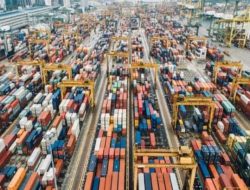 Ekspor Tiongkok Kontraksi di Oktober 2025, Dampak Perang Dagang AS-China dan Tarif