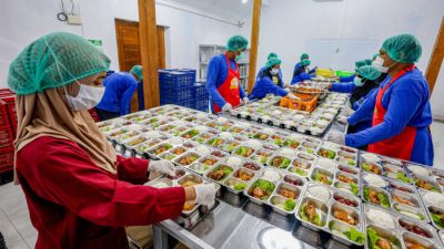 Gaji SPPG Terlambat dan Dugaan Kejanggalan Pengadaan BGN Disorot Komisi IX DPR RI