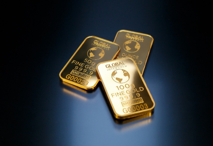 Harga Emas Global Melesat, Didorong Sinyal Pelonggaran The Fed
