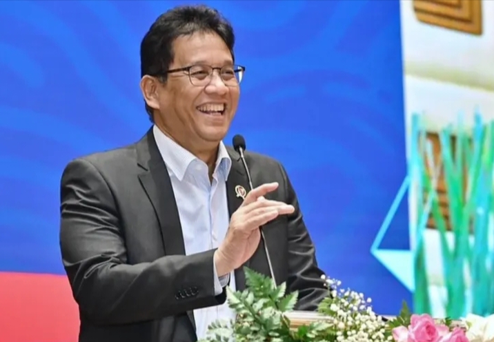 Tantangan Menkeu Baru: Target Pajak Rp 2.300 T untuk Ekonomi 5,4%