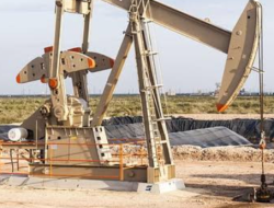 Harga Minyak Brent Merosot ke 94 Dolar AS, Sinyal Damai AS-Iran Menguat